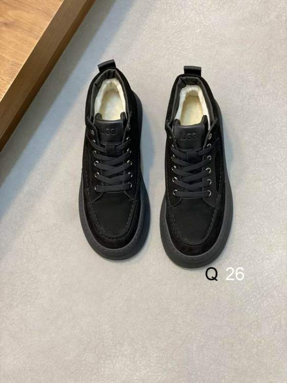 Picture of UGG Shoes _SKUUGGsz38-45L120319911